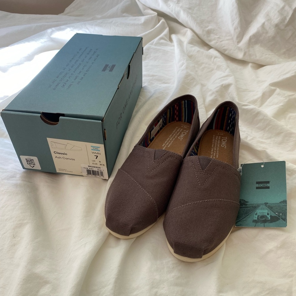 TOMS Women’s Classic Canvas Ash